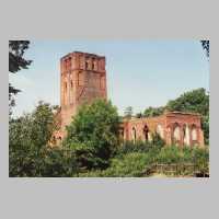 111-1333 Zustand der Wehlauer Kirche im Juli 1994.jpg